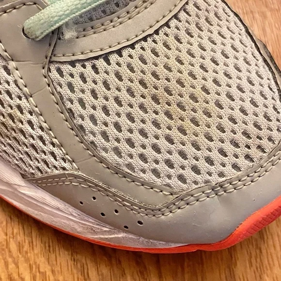 Asics Gel Contend 4 Sneakers. - Picture 7 of 11